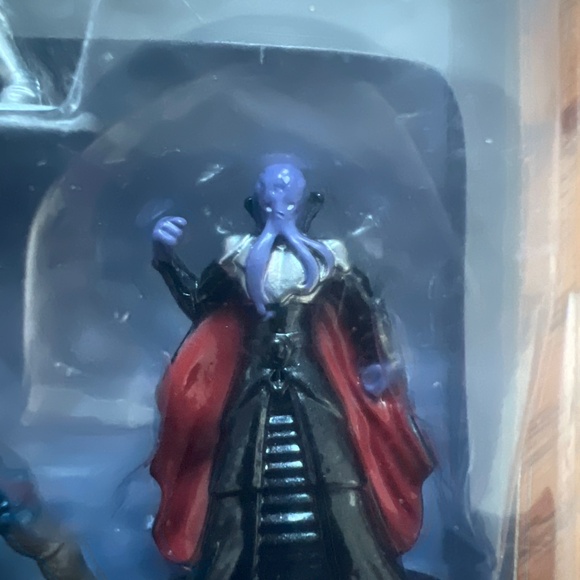 Dungeons & Dragons Die Cast Metal Figures -  NEW IN BOX - Picture 8 of 9